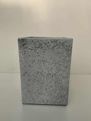 Macetero Mínimal-Poroso Prisma