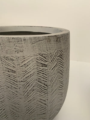 Macetero Flechas Gris Cilíndrico