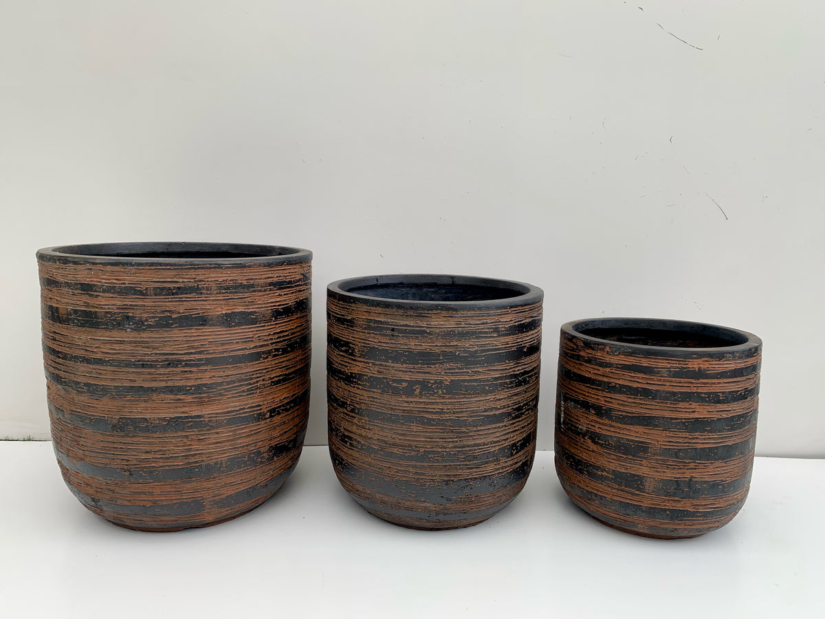 Macetero Rústico Líneas Café - Cilíndrico