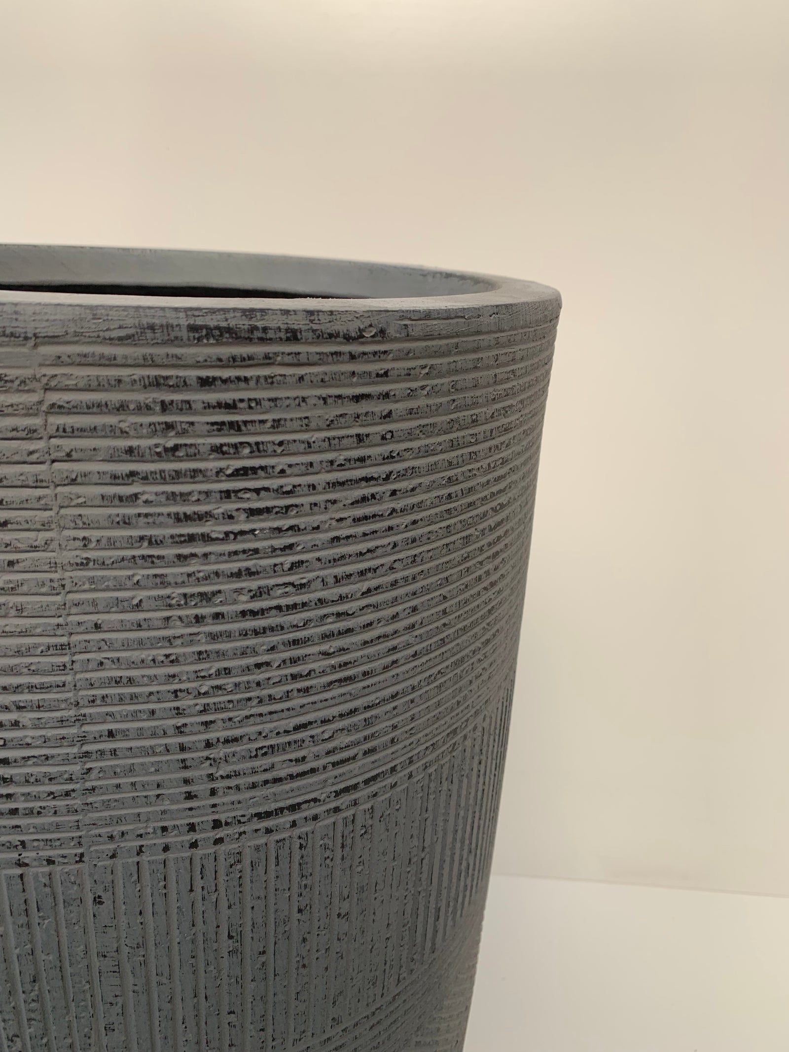 Macetero Europa Cilíndrico